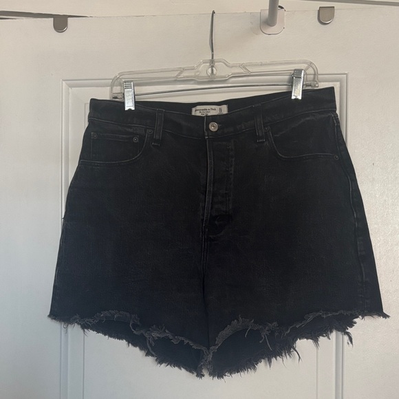 Abercrombie High Rise Dad Shorts in Washed Black, 31 - Picture 2 of 8